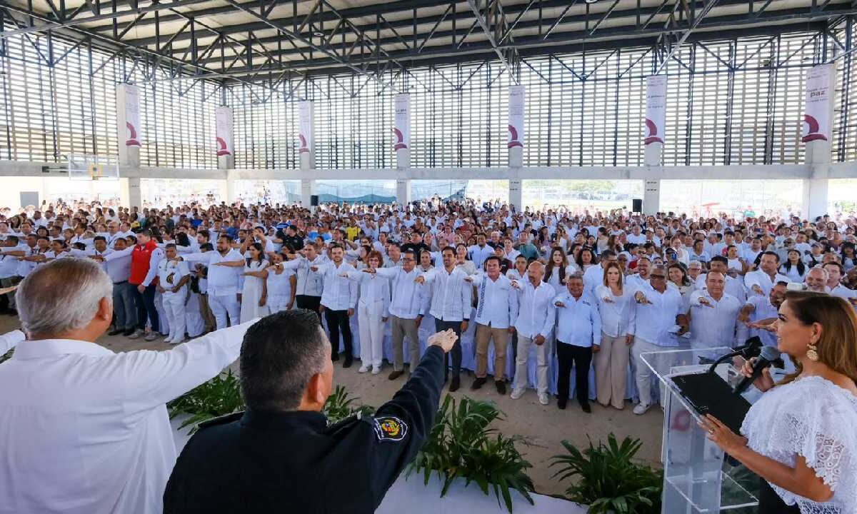 Mara Lezama tomó protesta a los consejos de paz.