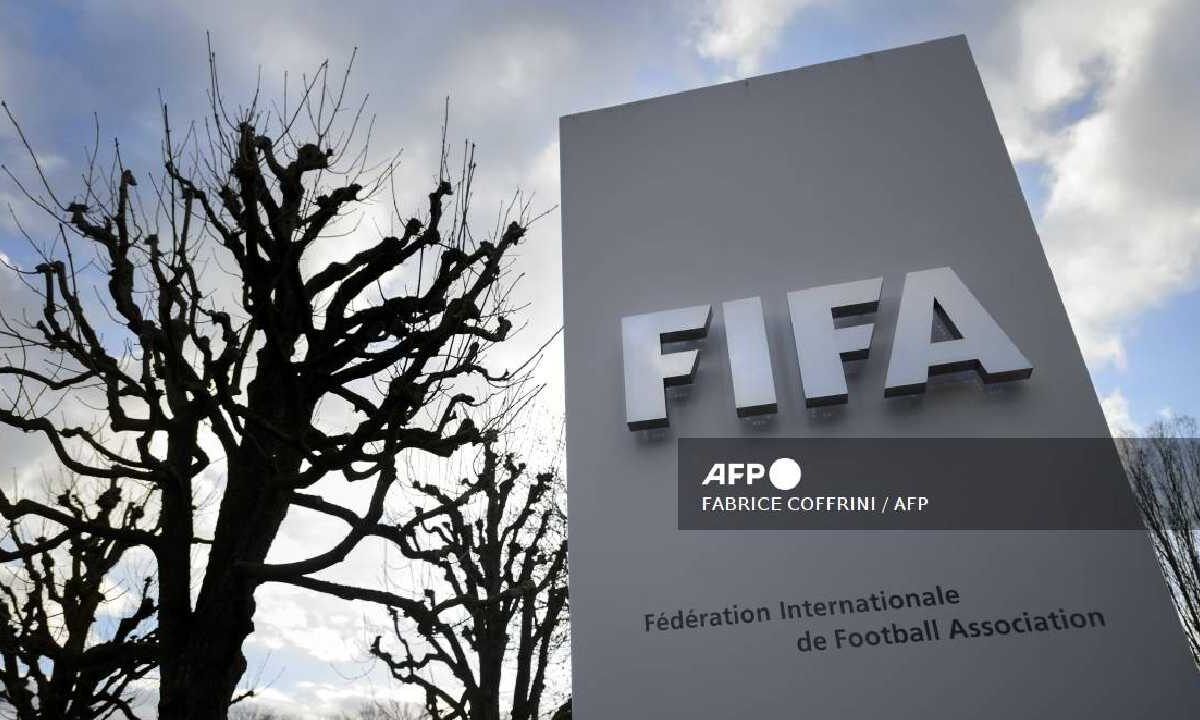 Denuncian ala FIFA por boletos caros para el Mundial.