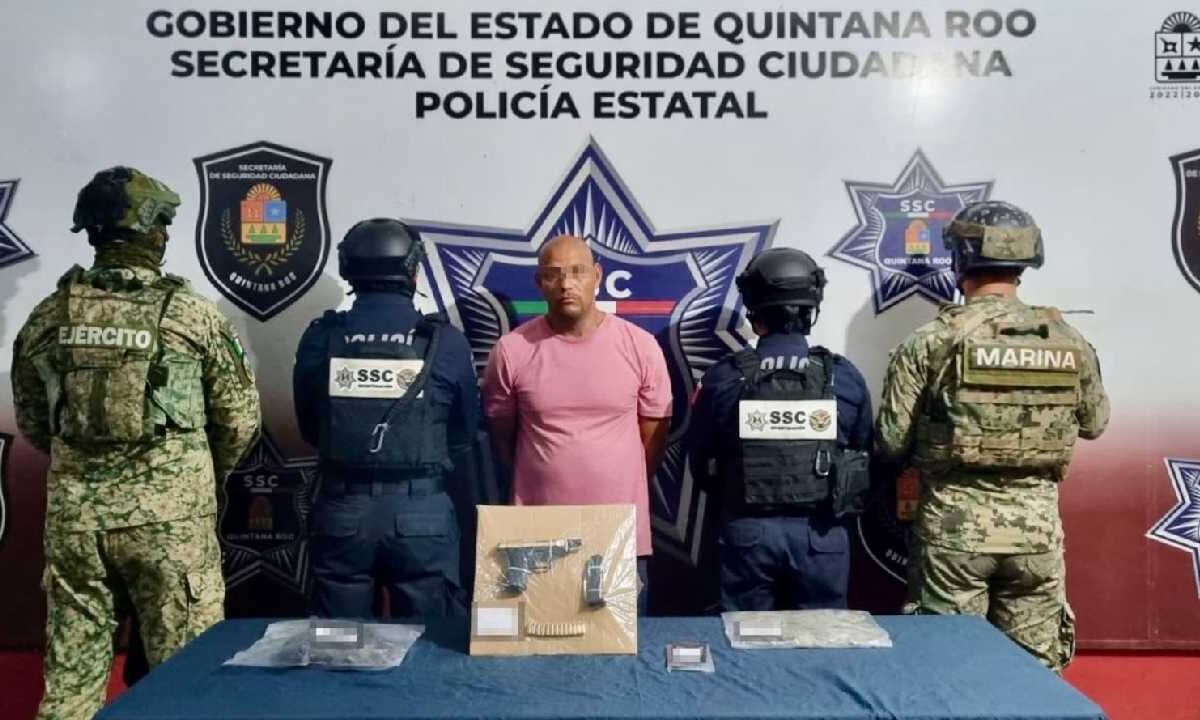 Cae sujeto con droga; estaba armado.