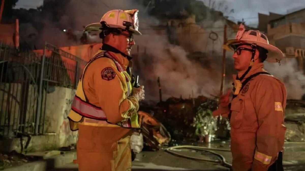 Pemex informó sobre un incendio cerca de Dos Bocas.