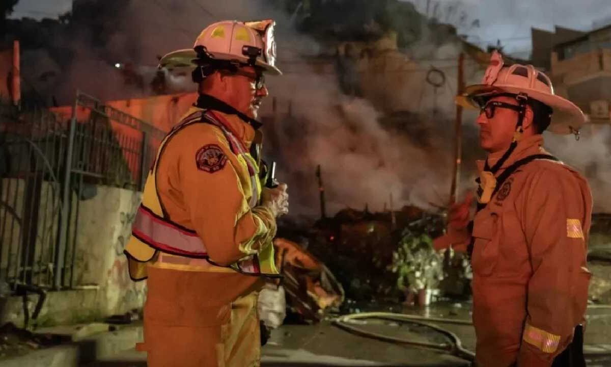 Pemex informó sobre un incendio cerca de Dos Bocas.