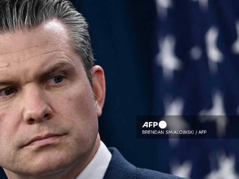 Pentágono confirma hundimiento de buque iraní en el océano Índico tras ataque de submarino de EU (video)