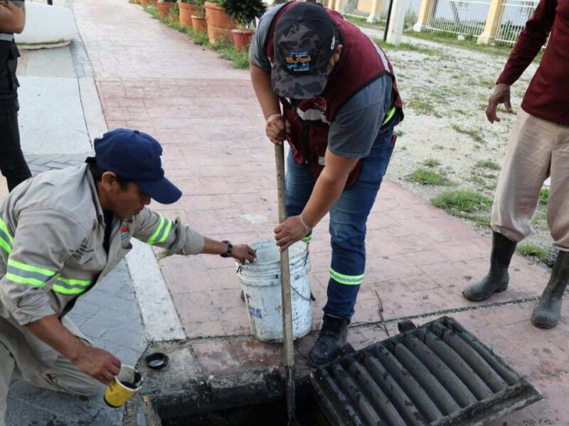 Reponen más de 30 rejillas pluviales ante temporada de lluvias