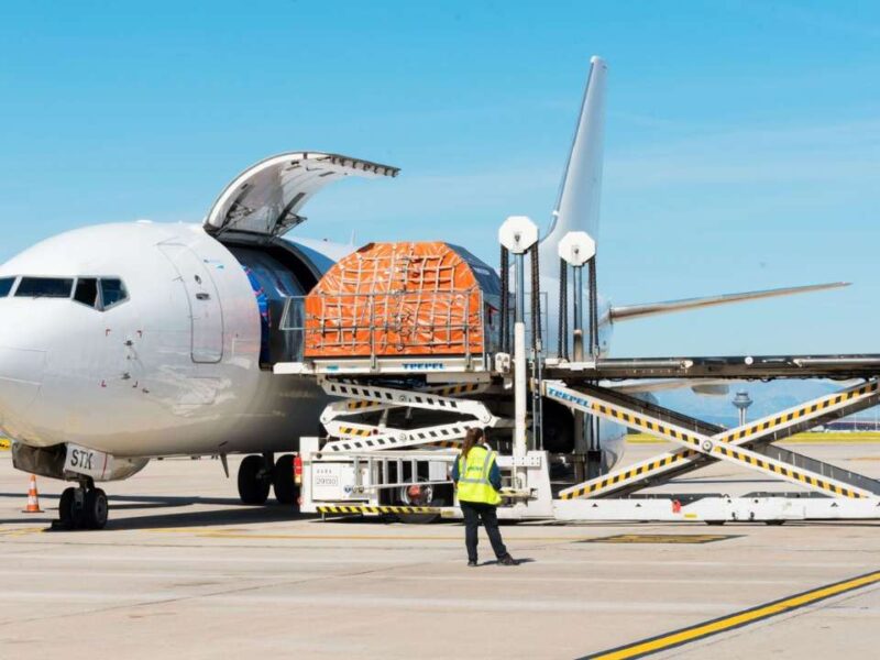 Ruta aérea México-Cancún, la tercera con más carga en enero 2026