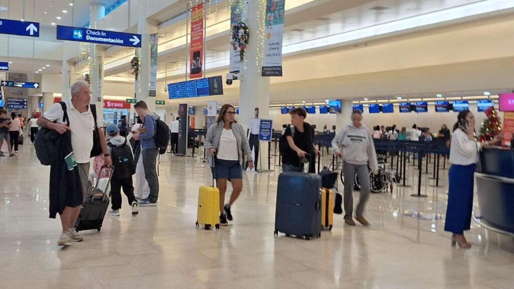 Turismo en Quintana Roo registra impacto del 8 % por El Mencho y tormentas en EE. UU.