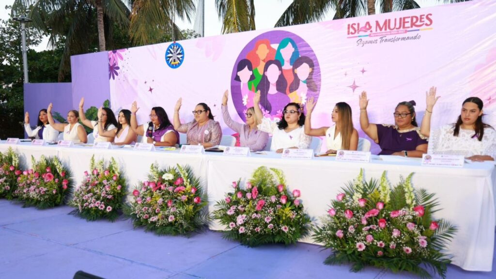 Cabildo de Mujeres en Isla impulsa su participación