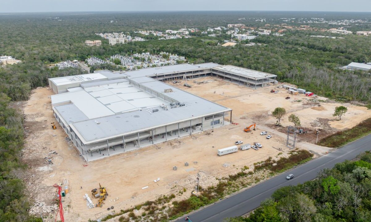 Primera plaza comercial en Tulum generará 900 empleos
