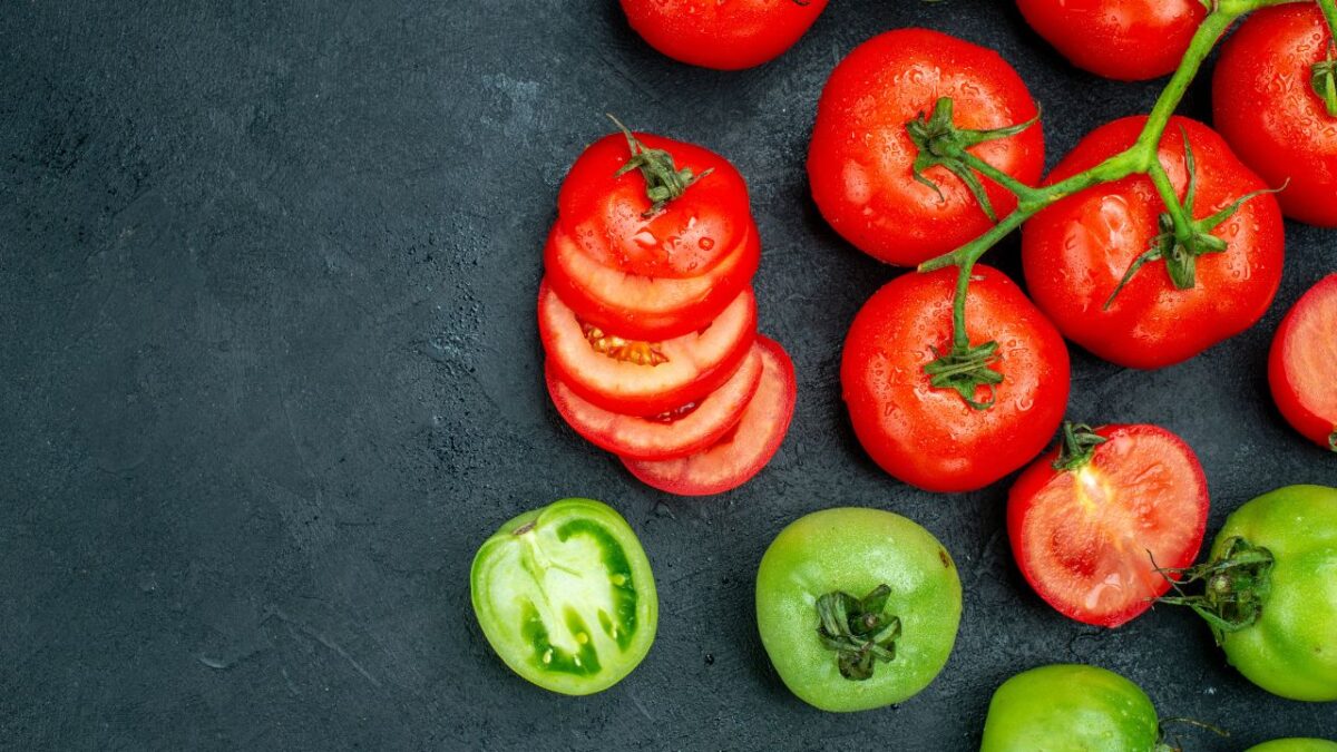 Profeco revela variación de precios del jitomate y tomate verde
