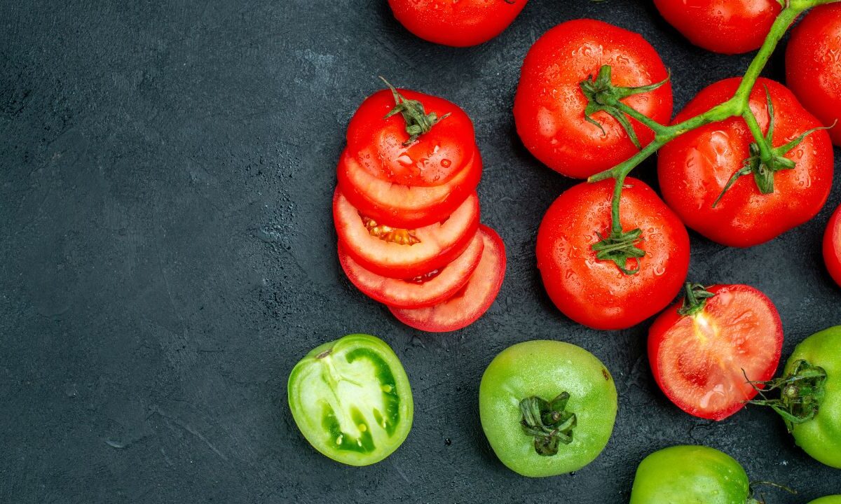Profeco revela variación de precios del jitomate y tomate verde