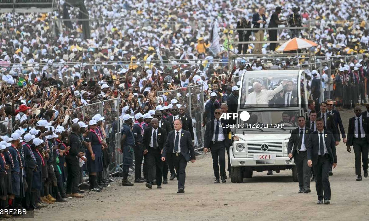 El Papa continúa con su gira por África.