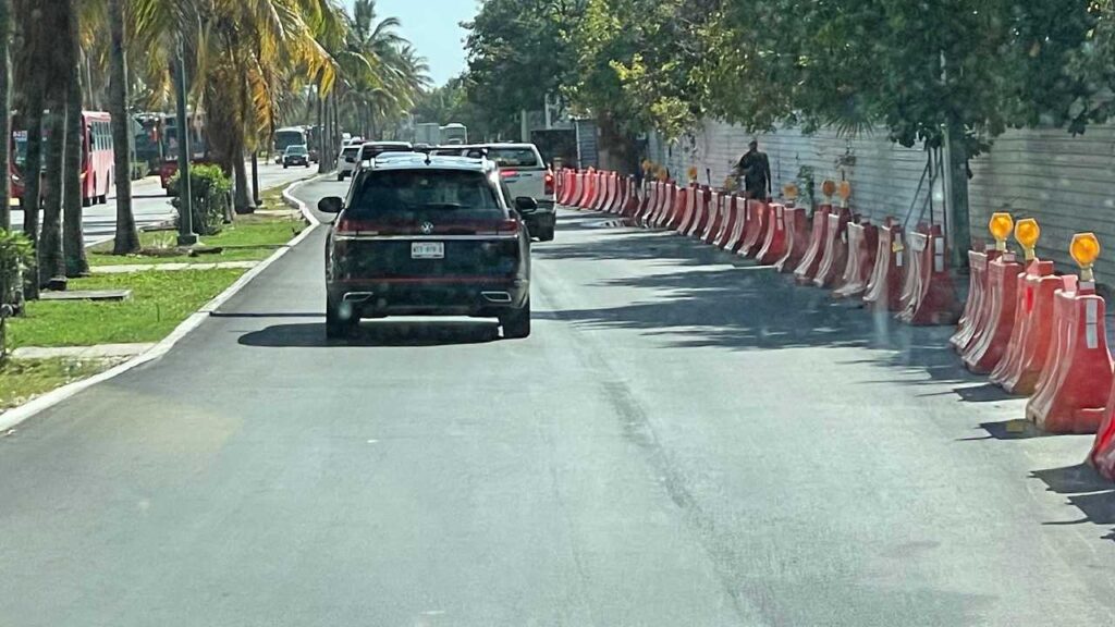 La SICT trabaja en la zona hotelera.