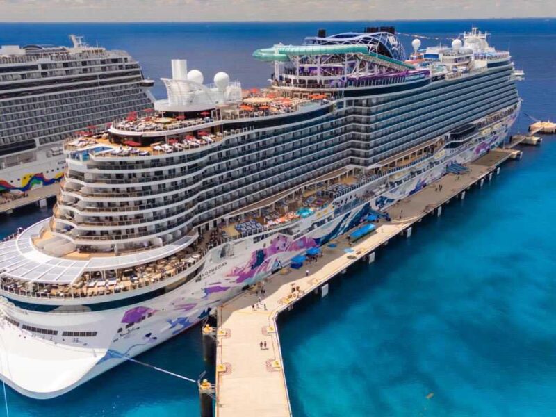 Así fue el arribo del crucero más moderno y exclusivo de Norwegian Cruise Line en Cozumel