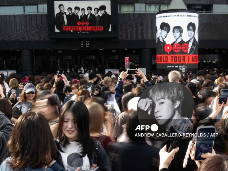 BTS enciende Japón con miles de fans en el arranque de su gira mundial