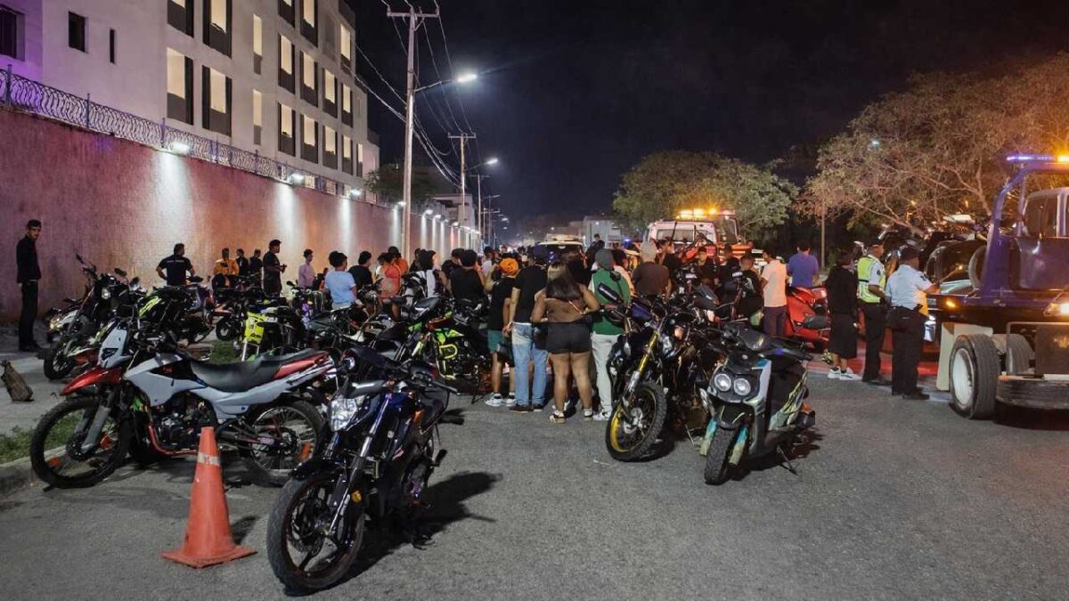 Detienen a más de 100 motociclistas en Cancún.