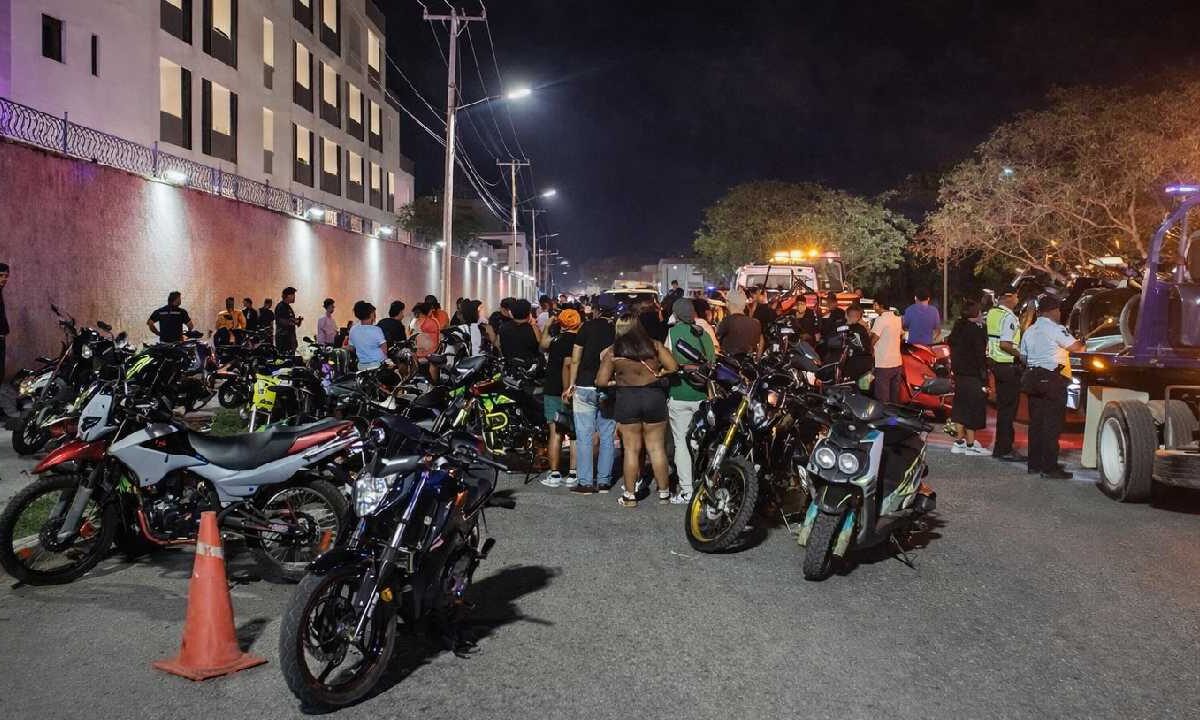 Detienen a más de 100 motociclistas en Cancún.