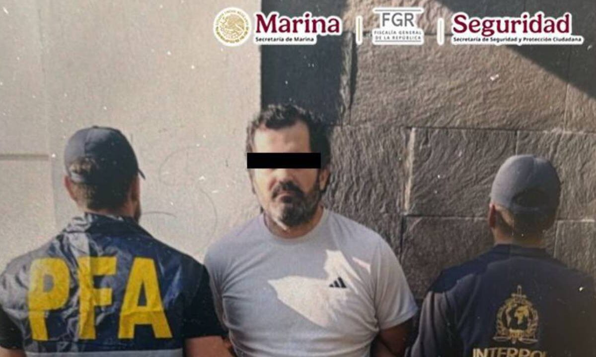 Cayó contralmirante de la Marina en Argetina.