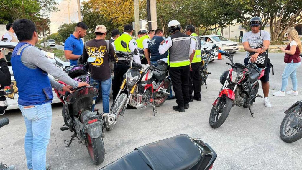 Cancún: Sin bajar la guardia personal de Tránsito mantiene bajo lupa a motociclistas