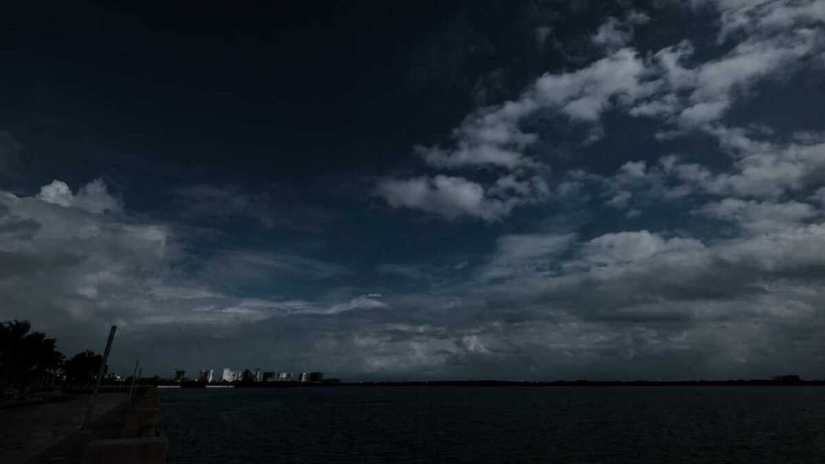 Prevén día caluroso.