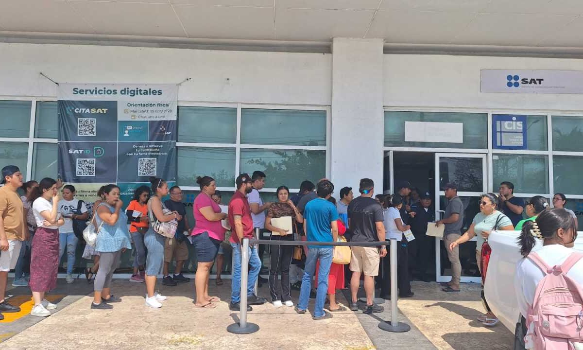 Colapsa el SAT Cancún.