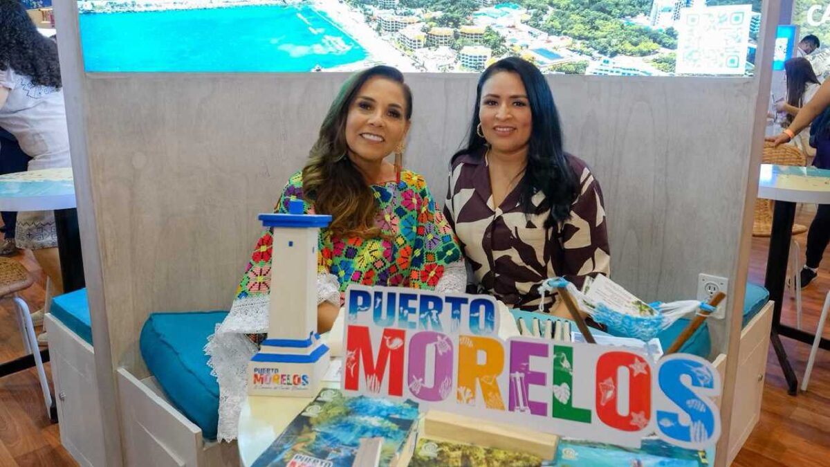 Pabellón del Caribe en el tianguis.