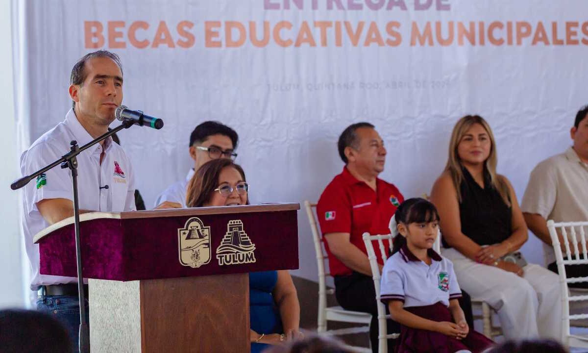 Gobierno de Diego Castañón siempre en busca de mejoras en la educación.