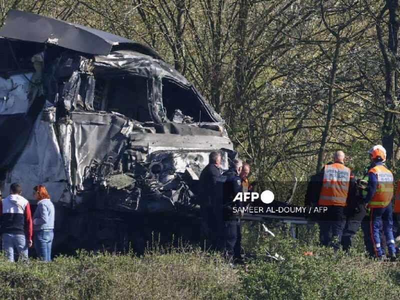 Francia registra choque mortal entre tren de alta velocidad y camión militar; un muerto