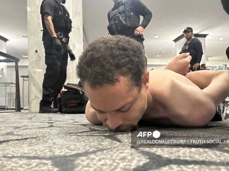 Hombre armado en gala en EU parecía apuntar contra altos funcionarios de Trump: fiscal