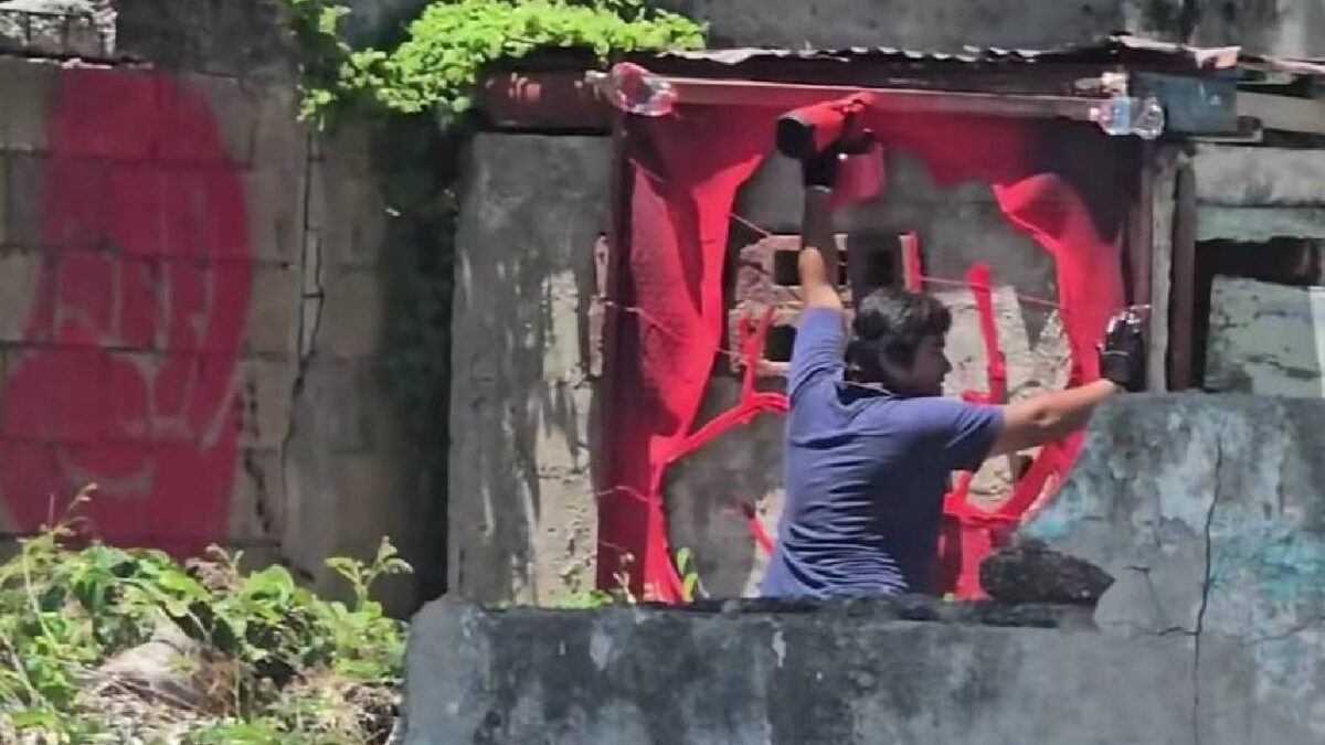 Uso de bardas con mensajes alusivos a figuras políticas en Quintana Roo ha generado una creciente ola de cuestionamientos.