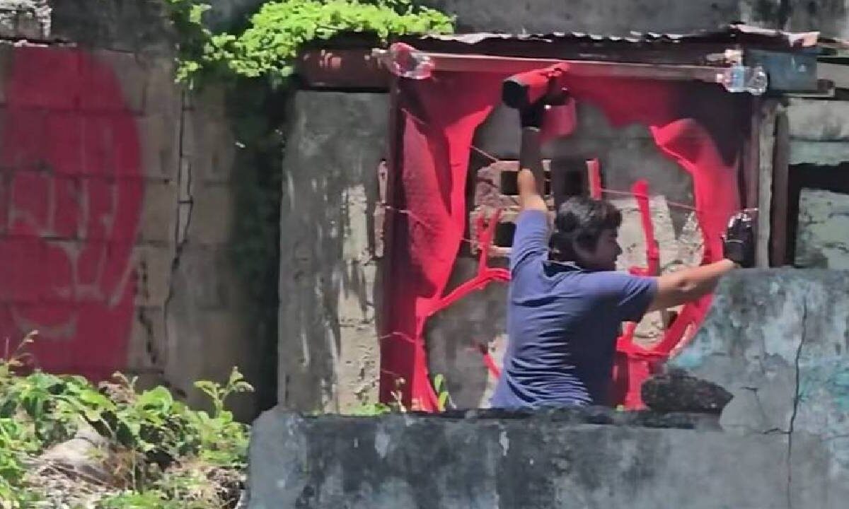 Uso de bardas con mensajes alusivos a figuras políticas en Quintana Roo ha generado una creciente ola de cuestionamientos.