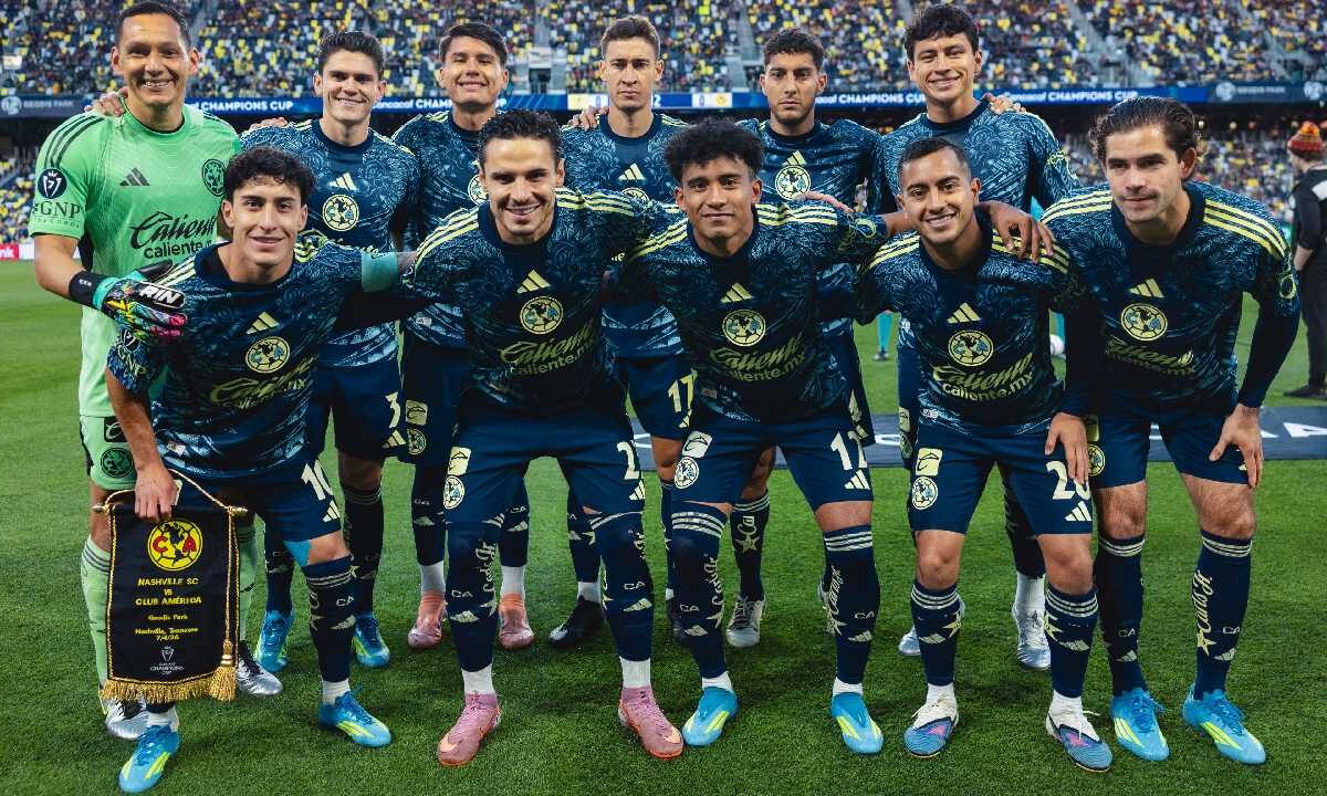 América jugó en EU un partido.