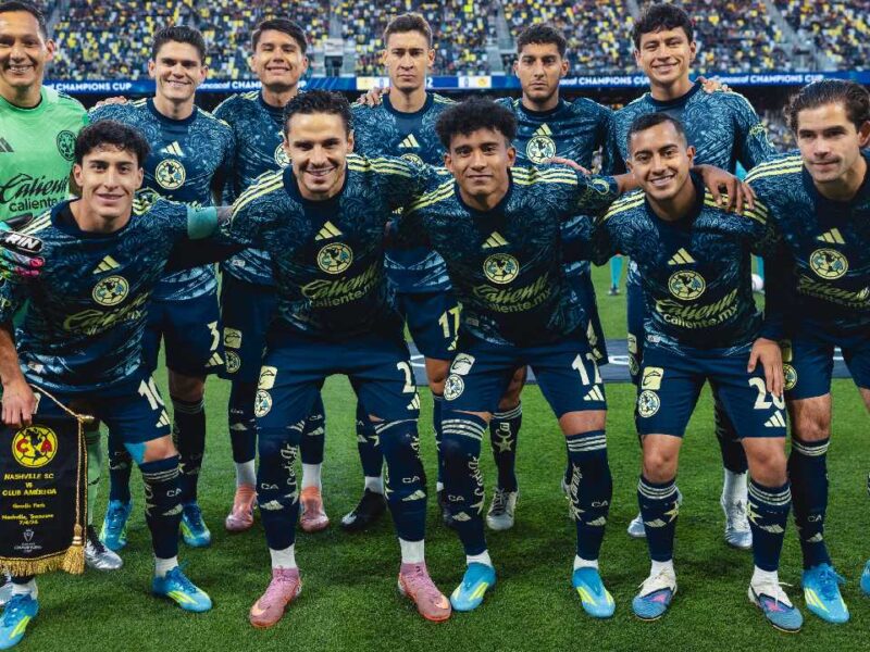 Interrumpe falla vuelo de las Águilas del América; aterrizan de emergencia en Miami