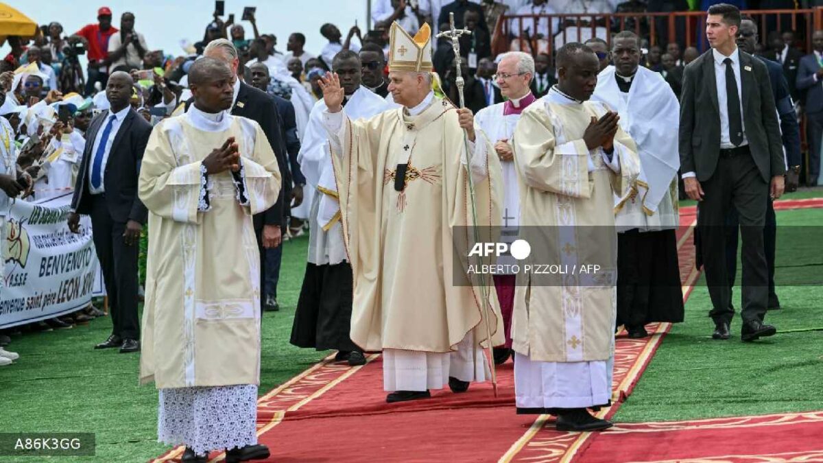 Ora el Papa por la paz.
