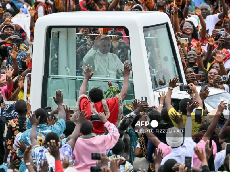 Papa hace llamado urgente a la paz en epicentro de zona de conflicto en Camerún