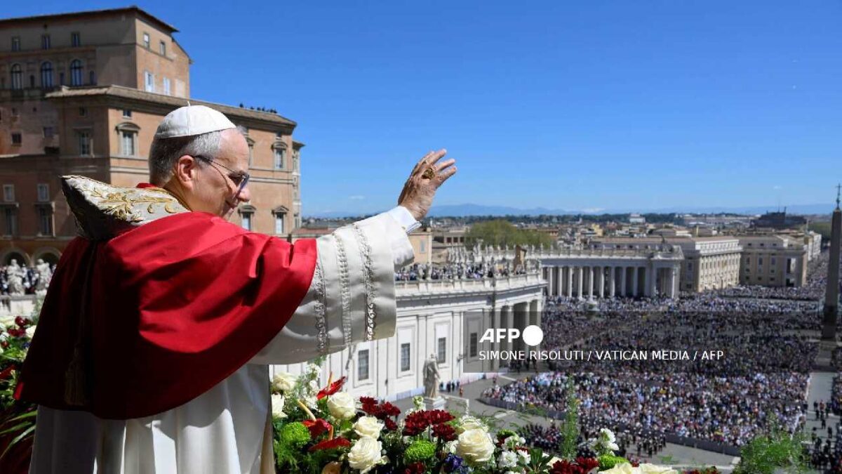 Papa da su primer mensaje de Pascua.