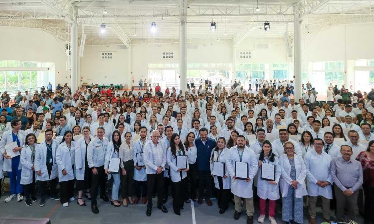IMSS Quintana Roo tiene nuevos especialistas