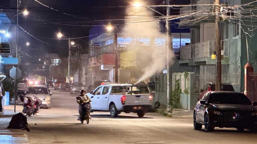 Refuerzan en la isla de Cozumel combate al mosquito con nebulizaciones