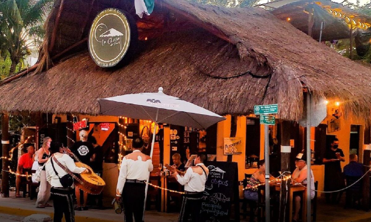 Restauranteros de Puerto Morelos.