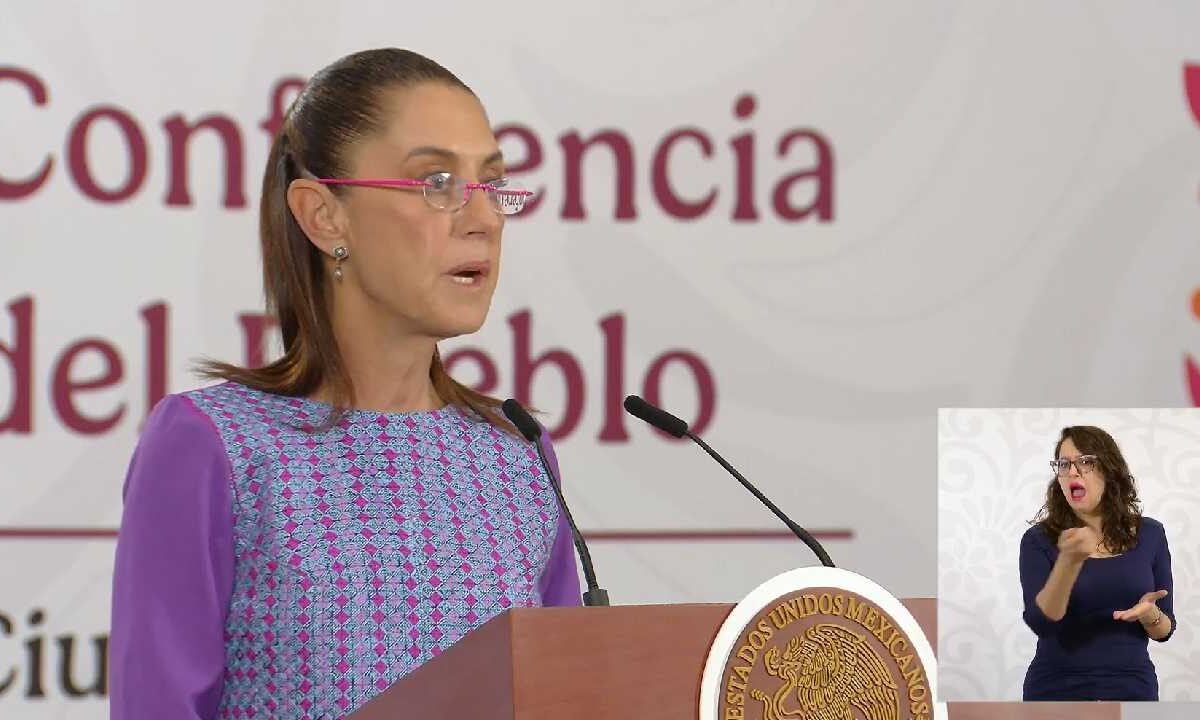 Sheinbaum leyó un comunicado.