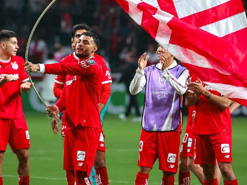 Toluca y Tigres golpearon primero y quedaron cerca de semifinales en Concachampions
