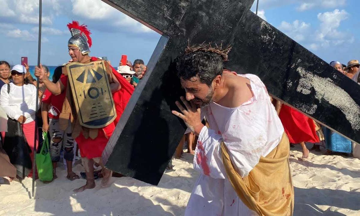 Todo listo para el Viacrucis en la zona de playas de Cancún.