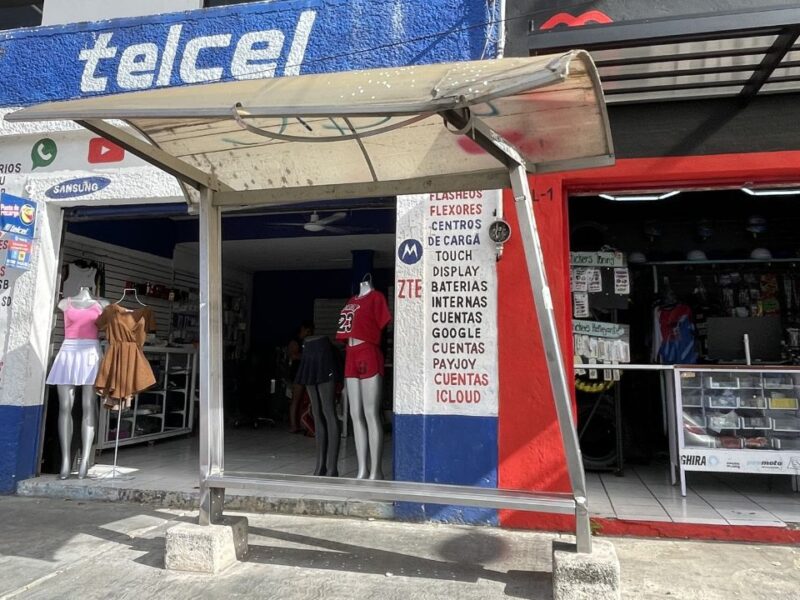 Paraderos en Cancún: no retirarán concesión pese a abandono