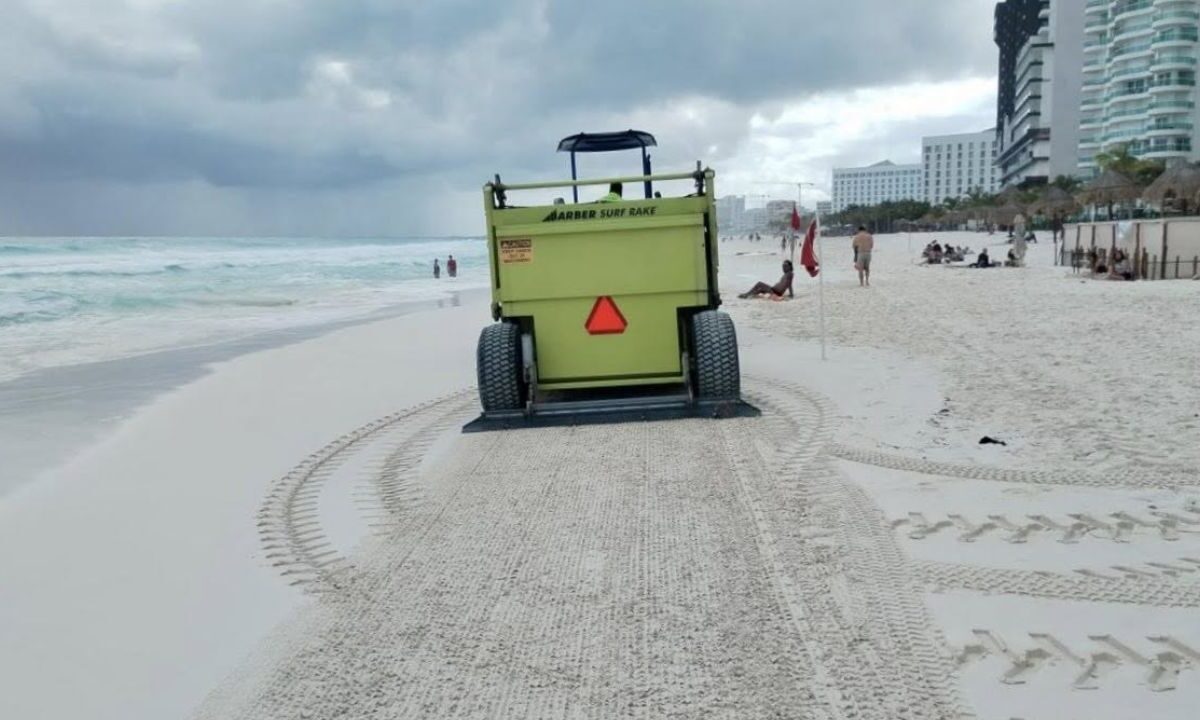 Playas de Cancún | 10% más basura y 3 mil toneladas de sargazo