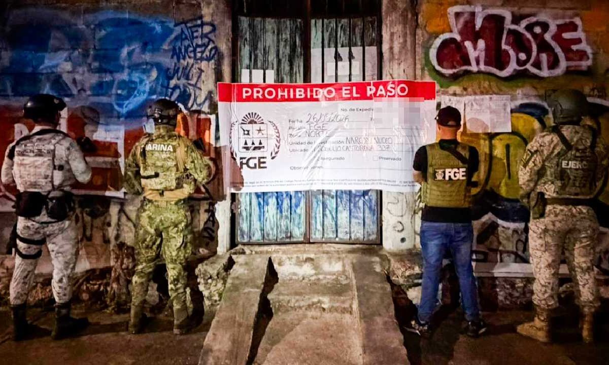 Hay dos detenidos por narcomenudeo.