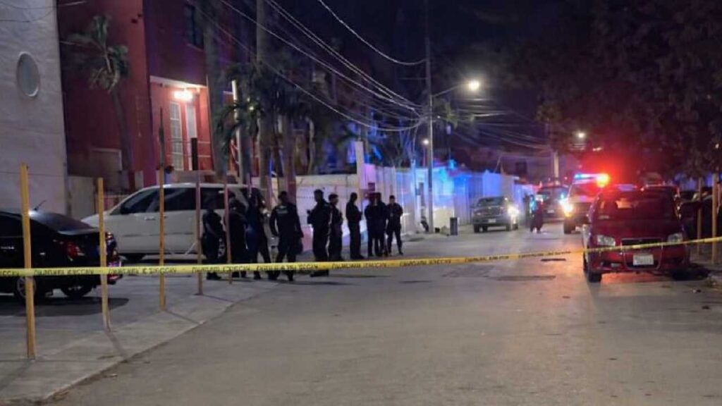 Atacan a balazos a un ciudadano de Cuba en el centro de Cancún