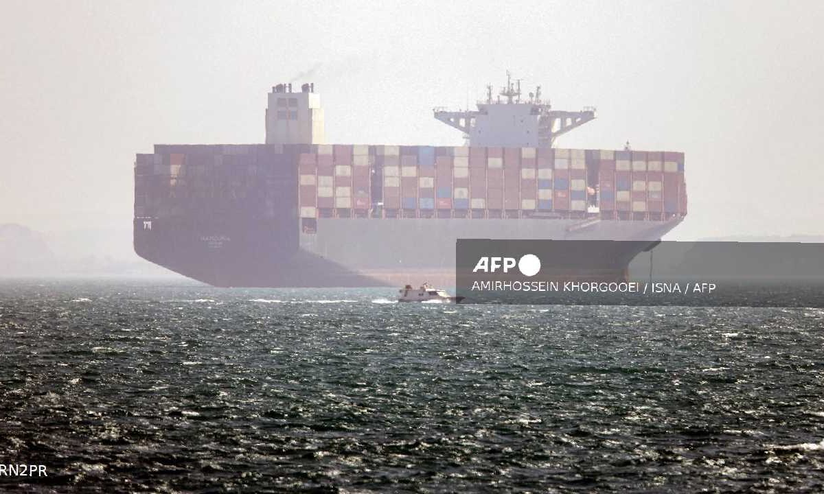 Crisis oriente golpea al comercio marítimo.