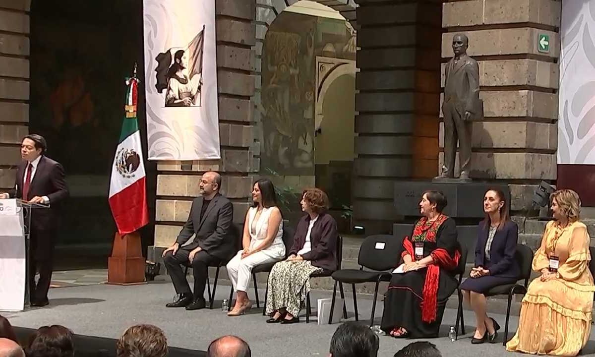 Se dio a conocer el aumento salarial a los maestros.