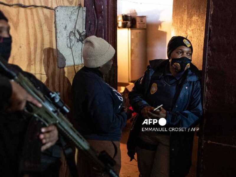 Capturan en Sudáfrica a 4 mexicanos ligados a un importante narcolaboratorio de metanfetaminas