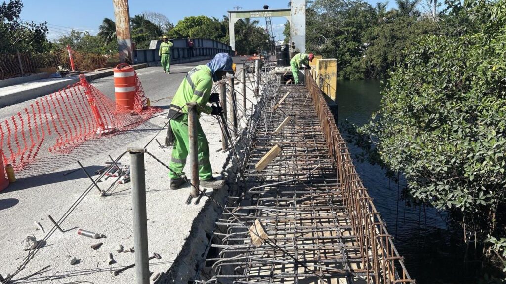 Cierran el Puente Internacional Río Hondo