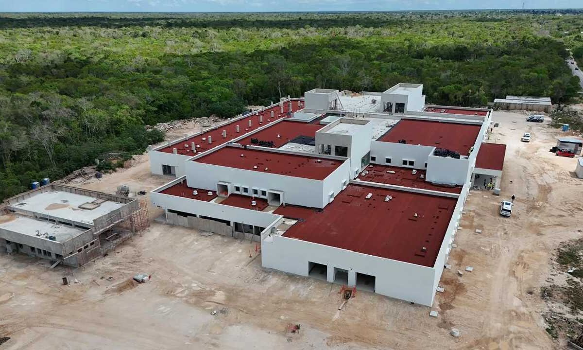 Avanzan obras en Hospital General.