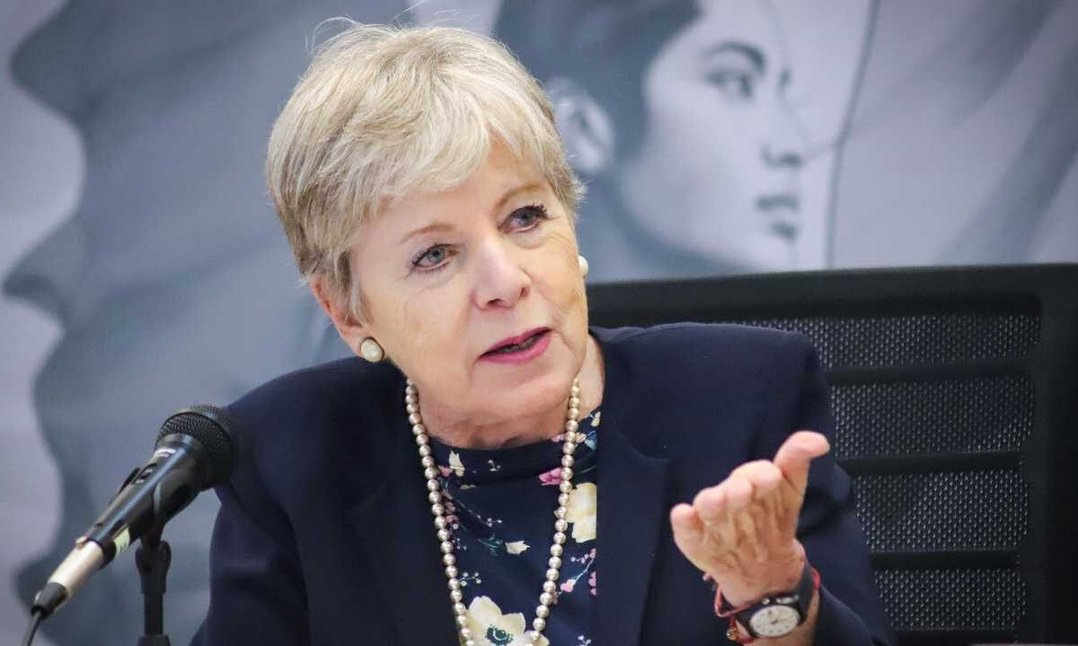 Sheinbaum convoca a Bárcena por sargazo.